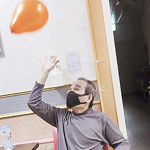 112.01.13 體能活動-拍氣球